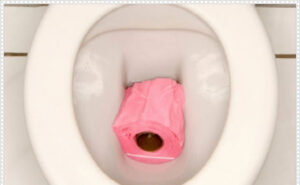 Bồn cầu nghẹt phải làm sao? Mẹo tự xử lý hiệu quả ngay tại nhà 1 Dấu hiệu và nguyên nhân do đâu khiến bồn cầu bị nghẹt.