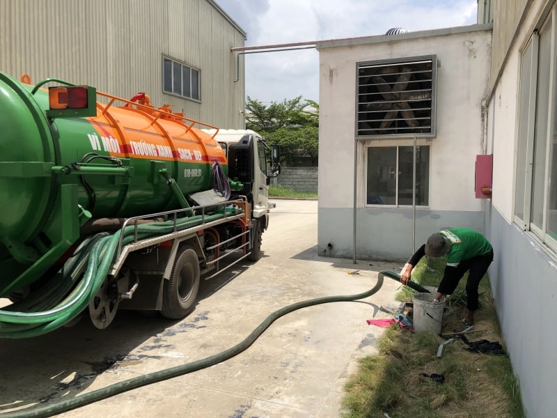 Dịch vụ hút bể phốt tại Gia Lâm nhanh chóng, tận nơi - Gọi là có! 1 hút bể phốt tại Gia Lâm