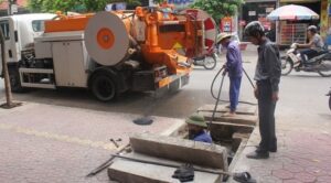 Hút hầm cầu Dĩ An, Bình dương giá rẻ, bảo hành lên đến 36 tháng 3 Xử lý chất thải 24h cung cấp đa dạng dịch vụ, đáp ứng mọi nhu cầu vệ sinh môi trường.