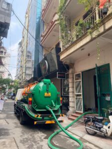 Hút bể phốt tại Sơn Tây: Xử lý nhanh cấp tốc - Không lo bốc mùi 1 hút bể phốt tại Sơn Tây