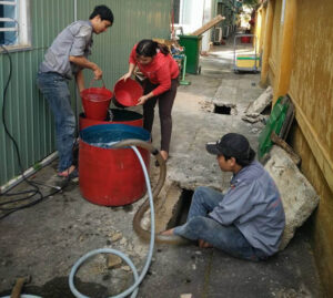 Thông cống nghẹt Bình Dương: Thông nghẹt cấp tốc, phục vụ 24/7 2 Dấu hiệu nhận biết cống nghẹt bình dương