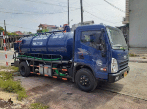 Dịch vụ hút bể phốt tại Sóc Sơn: Uy tín, cam kết sạch sẽ, giá tốt 1 Tình trạng hút bể phốt tại Sóc Sơn
