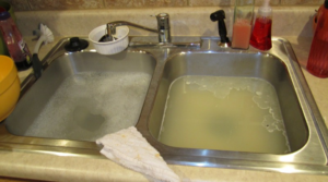 thong tac bon rua mat